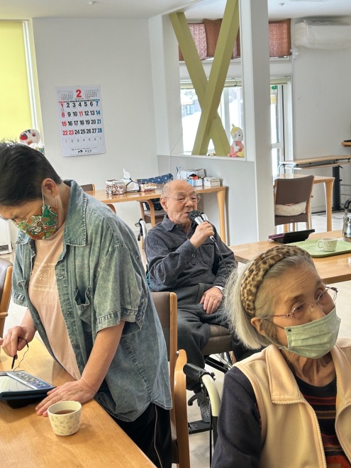 昭和の歌を選曲中